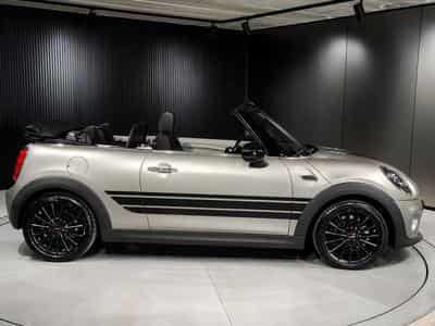 Mini Cooper Cabriolet 1.5i BLUETOOTH GPS SIEGES CHAUFF RADAR ARR (2018) - Photo 2