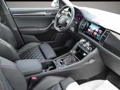 Skoda Kodiaq (2023) - Foto 5