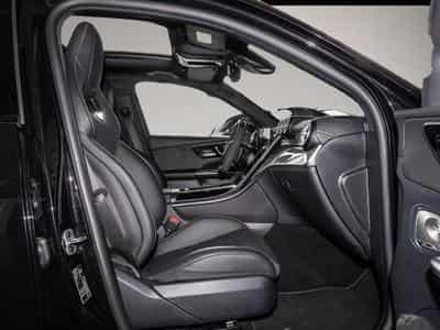Mercedes C 63 AMG (2024) - Photo 2