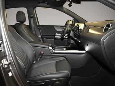 Mercedes 250 (2025) - Foto 2