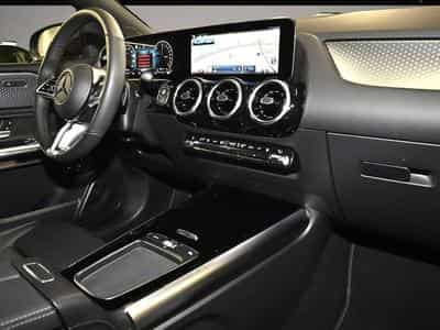 Mercedes 250 (2025) - Foto 5