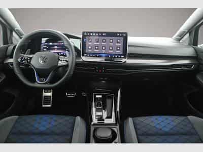 VW Golf (2025) - Photo 7