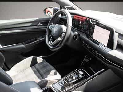 VW Golf (2024) - Foto 6