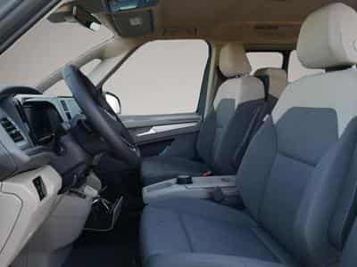 VW Multivan (2025) - Photo 5