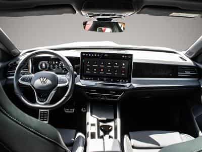 VW Passat (2025) - Foto 8