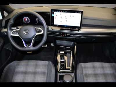 VW Golf (2025) - Photo 4