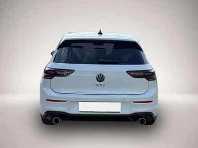VW Golf (2024) - Photo 4