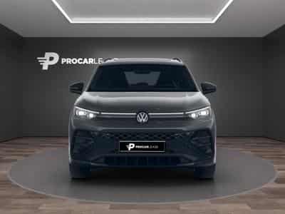 VW Tiguan Tiguan 2.0 TDI/DSG/ R-Line/ AHK/Pano/360°/HUD/Matrix/Massage (2026) - Foto 1
