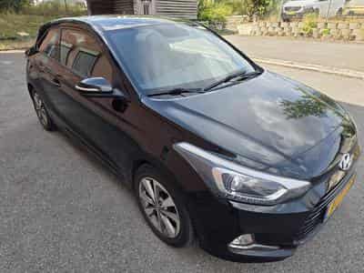 Hyundai i20 Coupé Sport 120 CV Garantie 12 Mois (2017) - Photo 10