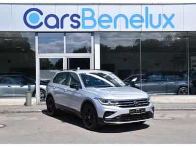 VW Tiguan 1.5 TSI Life DSG ACC TRAVEL SIDE HUD HARMAN ATT RMQ 1° MAIN (2022) - Foto 1