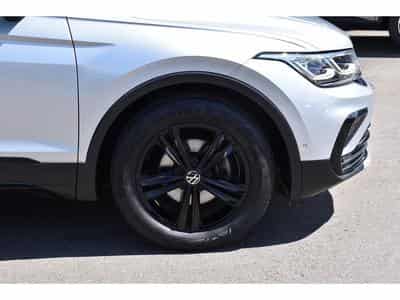 VW Tiguan 1.5 TSI Life DSG ACC TRAVEL SIDE HUD HARMAN ATT RMQ 1° MAIN (2022) - Foto 5