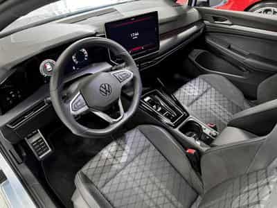 VW Golf 8.5 R Line eTSI 150 MY26 (2026) - Photo 11