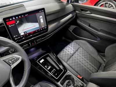 VW Golf 8.5 R Line eTSI 150 MY26 (2026) - Photo 12