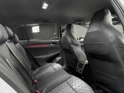 VW Golf 8.5 R Line eTSI 150 MY26 (2026) - Photo 14