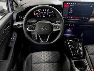 VW Golf 8.5 R Line eTSI 150 MY26 (2026) - Photo 15