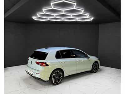 VW Golf 8.5 R Line eTSI 150 MY26 (2026) - Photo 5