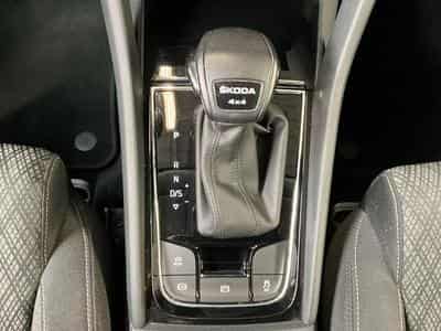 Skoda Karoq Style+DSG+4x4+P.Simply+AHK+LM18 (2022) - Foto 12