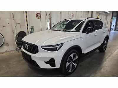 Volvo XC40 B3 Plus Dark DCT (2025) - Foto 2