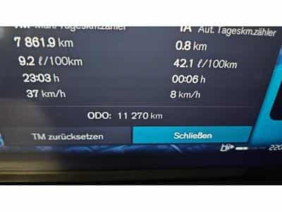 Volvo XC40 B3 Plus Dark DCT (2025) - Foto 8
