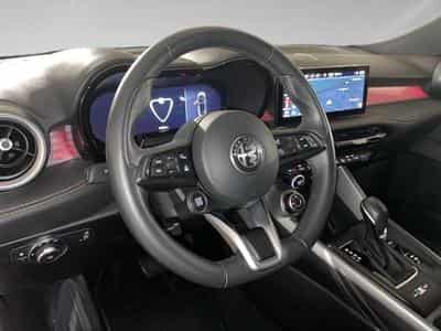 Alfa-Romeo Tonale 1.3T PHEV (2023) - Photo 8