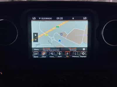 Jeep Wrangler 2.0 SAHARA Turbo 272hp AT8 4x4 (2022) - Photo 3