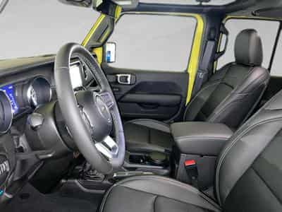 Jeep Wrangler 2.0 SAHARA Turbo 272hp AT8 4x4 (2022) - Photo 4