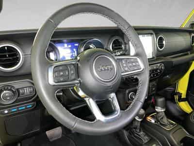 Jeep Wrangler 2.0 SAHARA Turbo 272hp AT8 4x4 (2022) - Photo 8