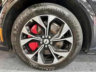 Ford Mustang Mach-E (2024) - Foto 3