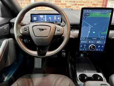 Ford Mustang Mach-E (2024) - Foto 4