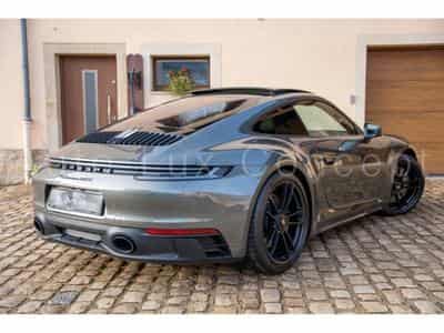 Porsche 911 911 Carrera GTS (2022) - Photo 4