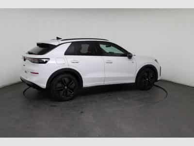 VW T-Roc R-Line (2026) - Photo 8