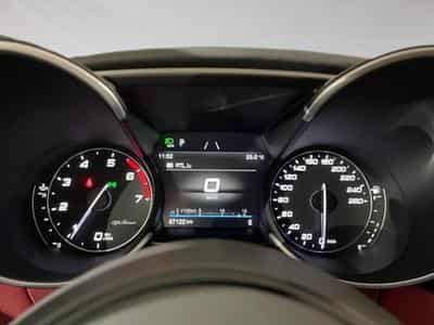 Alfa-Romeo Giulia 2.0 TB 280 Q4 Veloce AUTO (2021) - Photo 15