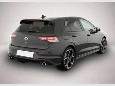 VW Golf (2026) - Photo 3