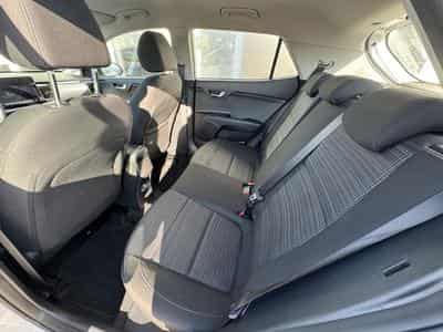 Kia Stonic Pulse 1.0T ISG (2024) - Foto 11