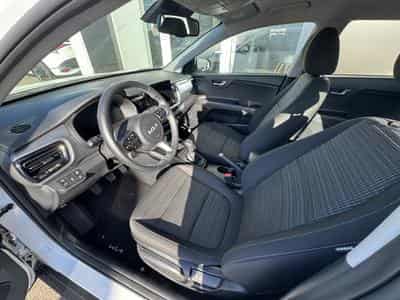 Kia Stonic Pulse 1.0T ISG (2024) - Foto 8