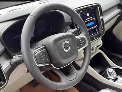 Volvo XC40 (2026) - Foto 2