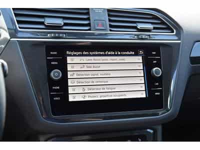 VW Tiguan 1.5 TSI Elegance DSG ACC GPS LANE SIDE KEYLESS ATT RMQ 1° M. (2024) - Photo 14