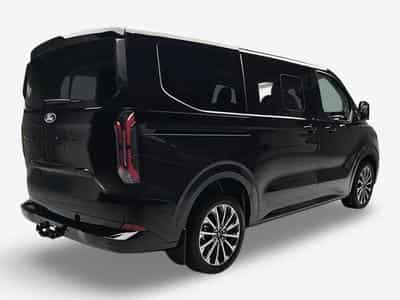 Ford Tourneo 2.0 TDCI ECOBLUE 170 L1 Titanium X (2026) - Photo 4