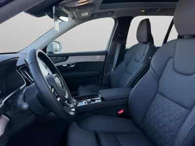 Volvo XC90 B5 Plus Bright / Essence (2025) - Photo 10