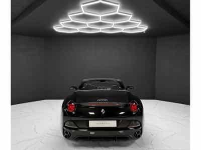Ferrari California V8 4.3 Nero Daytona (2010) - Photo 4