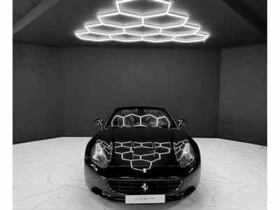 Ferrari California V8 4.3 Nero Daytona (2010) - Photo 8