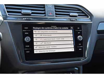 VW Tiguan 1.5 TSI Elegance DSG ACC GPS LANE SIDE KEYLESS ATT RMQ 1° M. (2024) - Photo 11