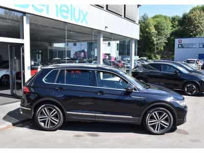 VW Tiguan 1.5 TSI Elegance DSG ACC GPS LANE SIDE KEYLESS ATT RMQ 1° M. (2024) - Photo 3