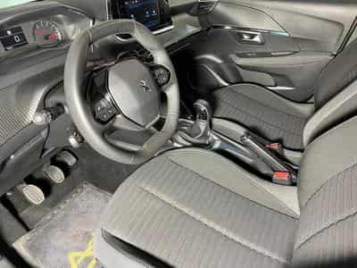 Peugeot 208 1.2 ESSENCE 75 CV STYLE CARPLAY 5P (2024) - Photo 3