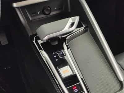 MG ZS 1.5 Hybrid+ Luxury NAVI / CAMERA / CARPLAY / ALU (2026) - Photo 12