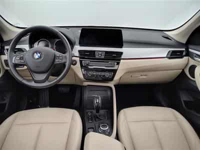 BMW X1 1.5 dA sDrive16 NAVI / CUIR / TOIT PANO (2021) - Photo 8