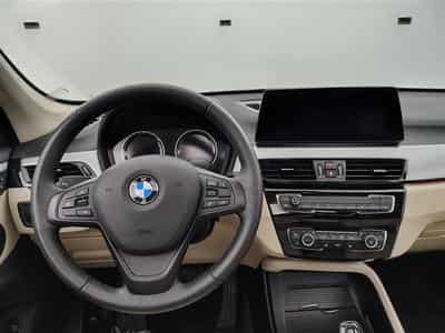 BMW X1 1.5 dA sDrive16 NAVI / CUIR / TOIT PANO (2021) - Photo 9