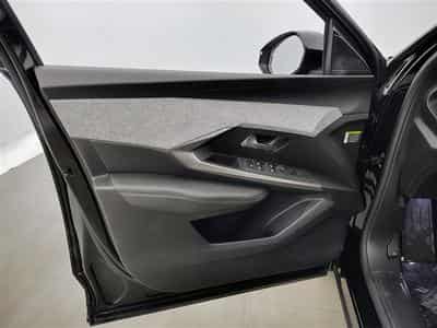 Peugeot 3008 1.2 HYBRID 145cv e-DSC6 Allure S-CUIR / NAVI / CAMERA (2025) - Photo 11