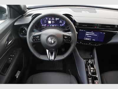 Alfa-Romeo Junior - (2025) - Photo 11
