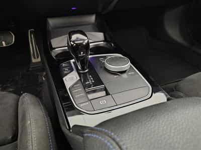BMW 118 118iA Pack M NAVI / CARPLAY / CAMERA / TO PANO (2024) - Photo 12